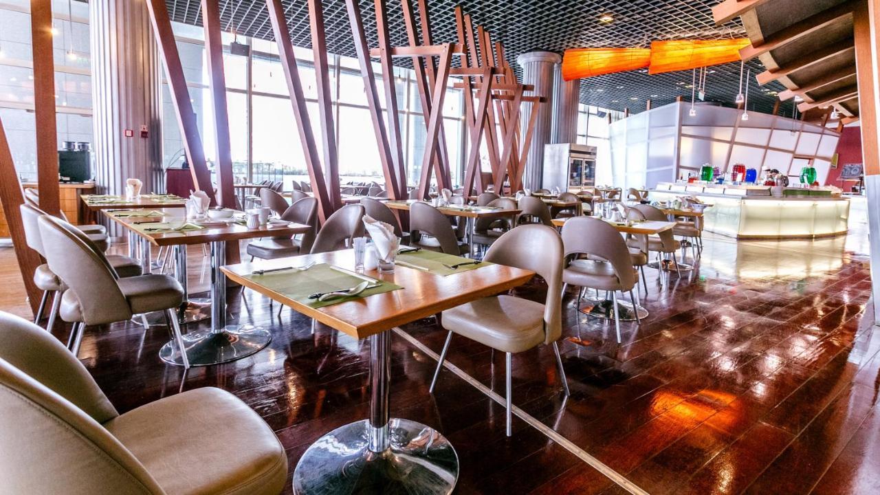Holiday Inn Binhai Tiencin Zewnętrze zdjęcie