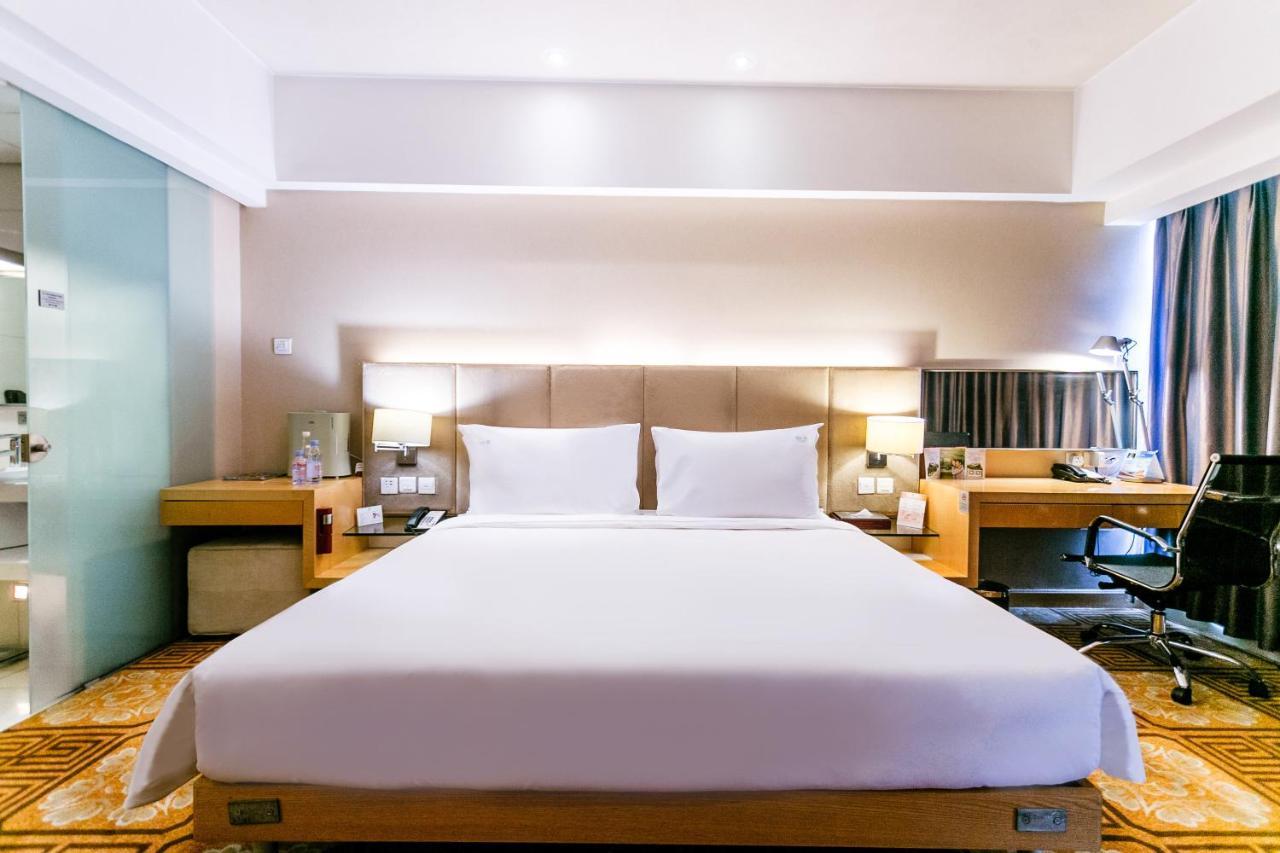 Holiday Inn Binhai Tiencin Zewnętrze zdjęcie