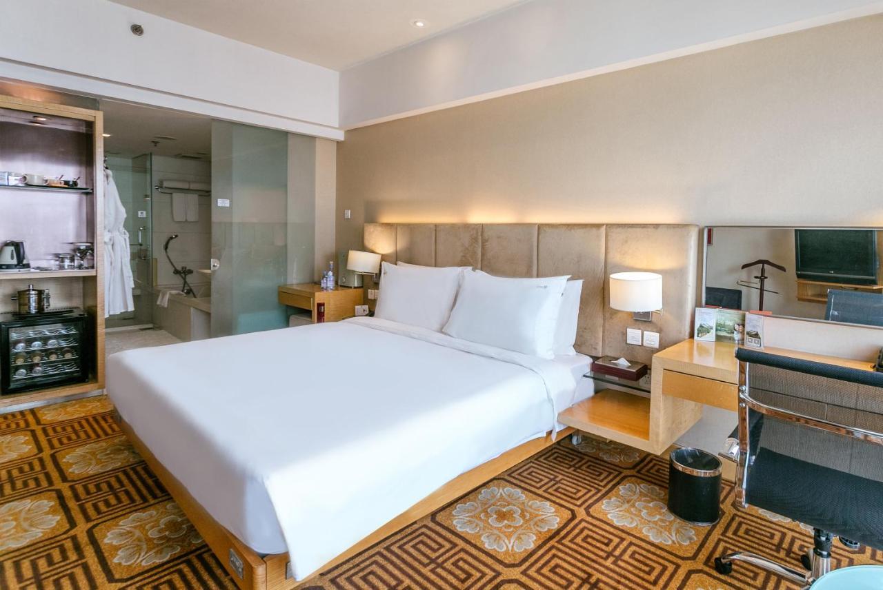 Holiday Inn Binhai Tiencin Zewnętrze zdjęcie